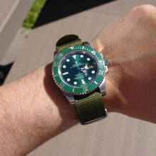 Load image into Gallery viewer, 20mm Green military Nato
